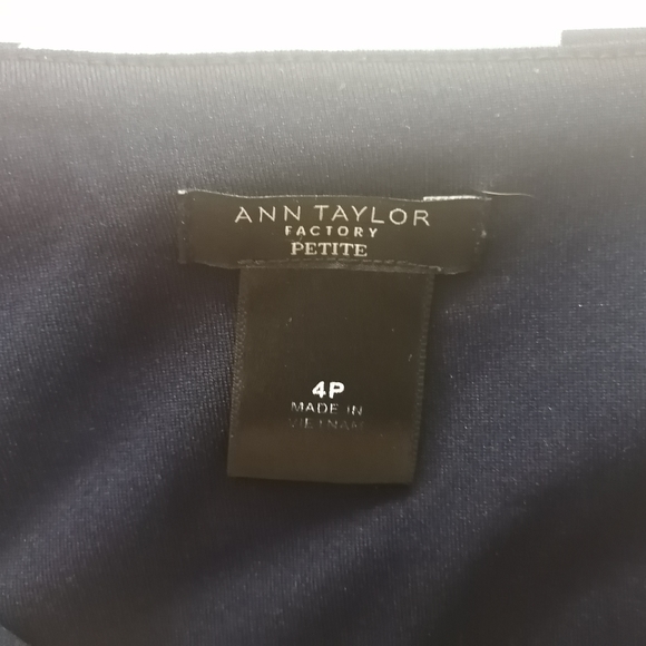 NWOT Ann Taylor Petite Butterfly Dress (4P) 🌴🦋 - Picture 8 of 9